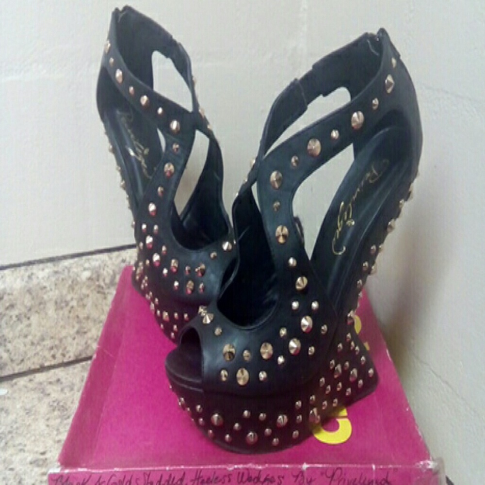 Privileged Shoes